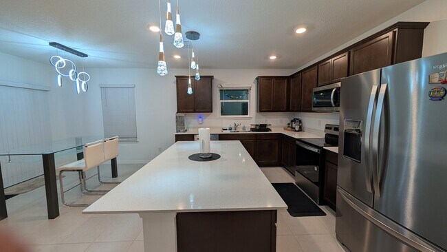Building Photo - 3830 Capri Coast Dr