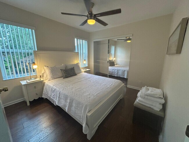 Building Photo - 1140 Staghorn St