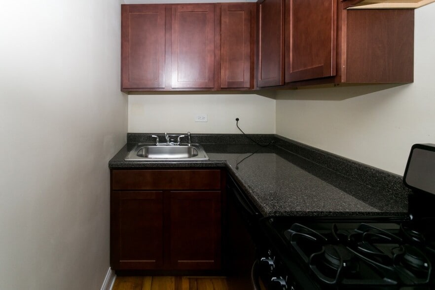 Building Photo - 1314 N Dearborn St