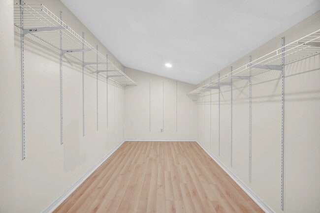 Building Photo - 2571 E Lincoln Hwy