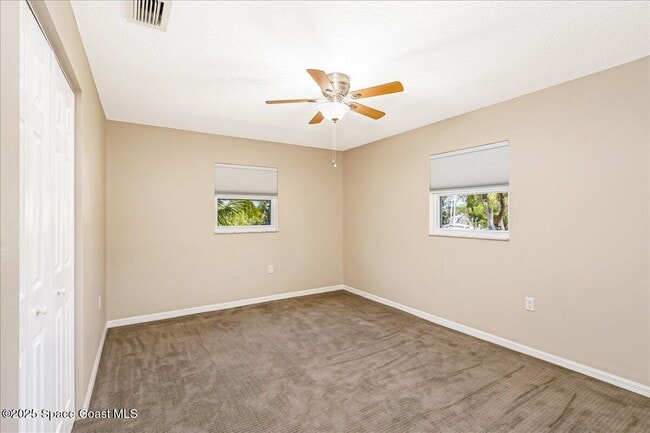Building Photo - 436 Thrush Dr