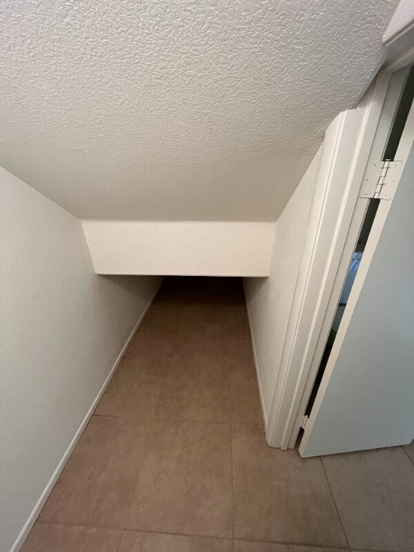 Building Photo - 9241 Valley Ranch Ave