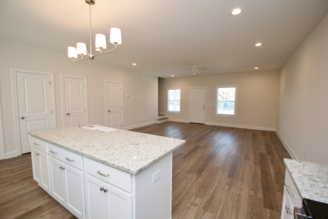 Building Photo - 3/2.5 Luxury Townhome Now Available!