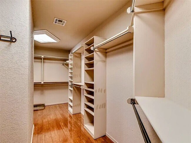 Building Photo - 4012 Morning Star Dr