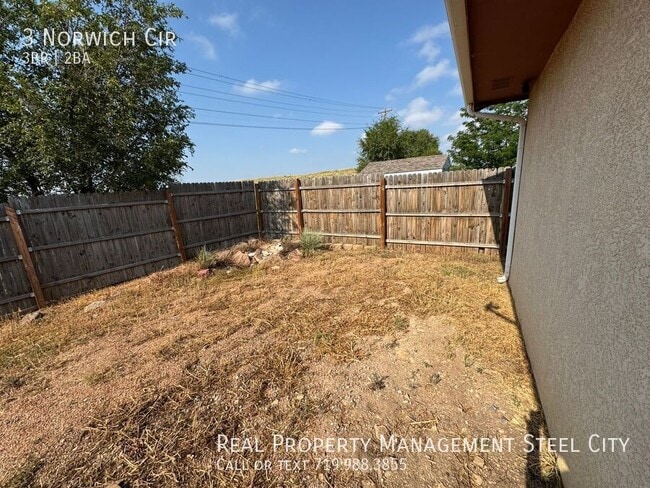 Building Photo - 3 Norwich Cir