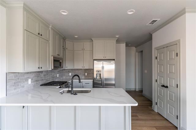 Building Photo - 6613 Prickly Pear Wy