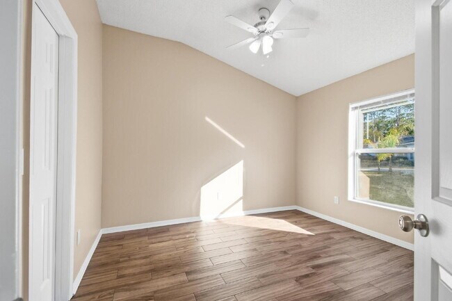 Building Photo - Beautiful 3 Bedroom Home for Rent in Palm Coast!