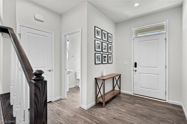 Building Photo - 8291 Brodie Blvd