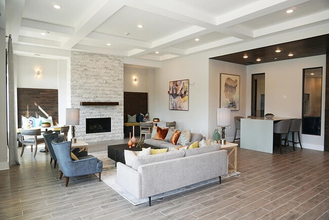 Building Photo - The Veranda