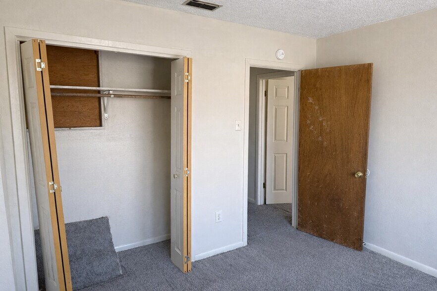 Building Photo - 4505 Hunt Cir