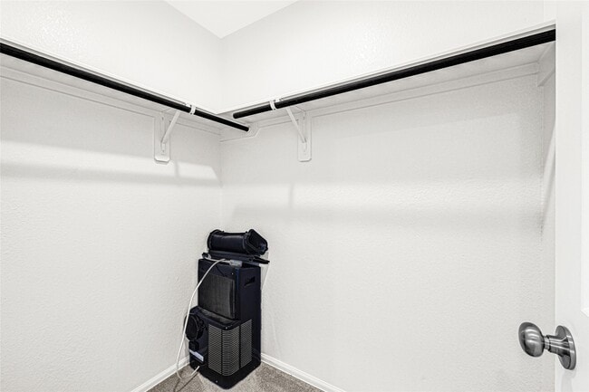 Building Photo - 1922 Ballesteros St