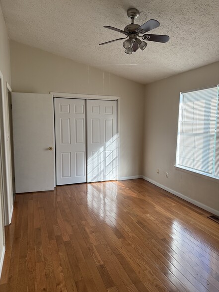 Bedroom 1 ( both bedrooms have private full bathrooms - 63 Riverchase Dr