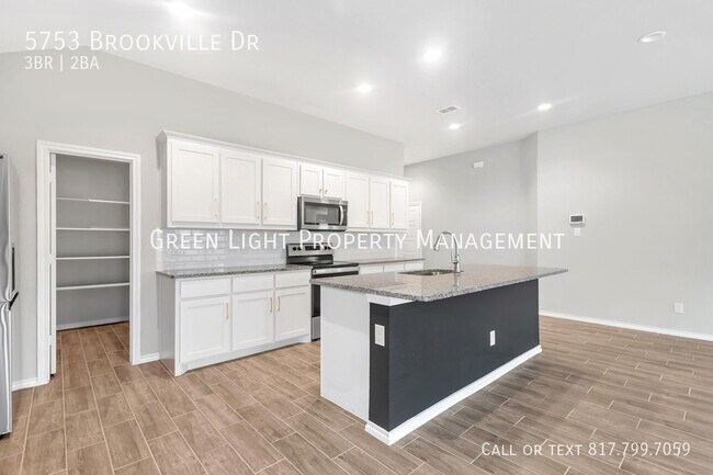 Building Photo - 5753 Brookville Dr
