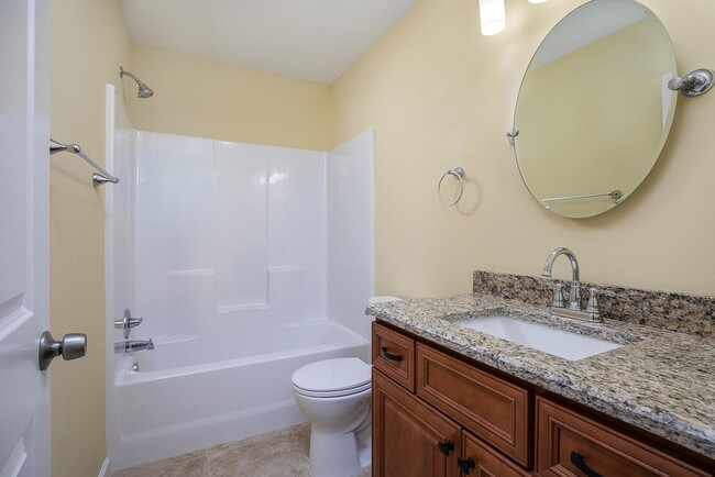 Building Photo - Modern Home in Shiloh!