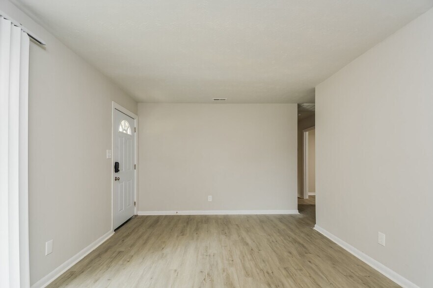 Building Photo - 936 Lark Ct