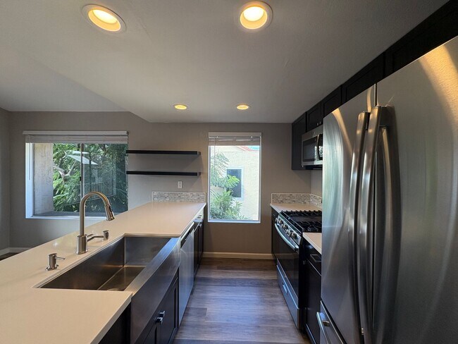 Building Photo - Modern 2BD/2BA San Marcos Condo w/ In-Unit...