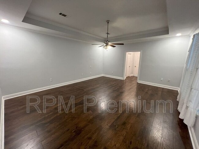 Building Photo - 7850 Greenwell St