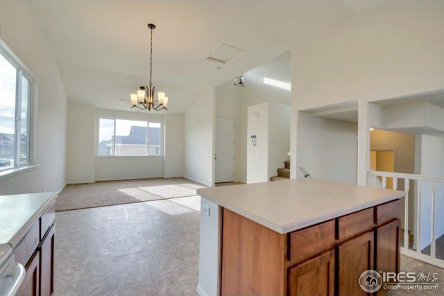Building Photo - 214 Castle Dr