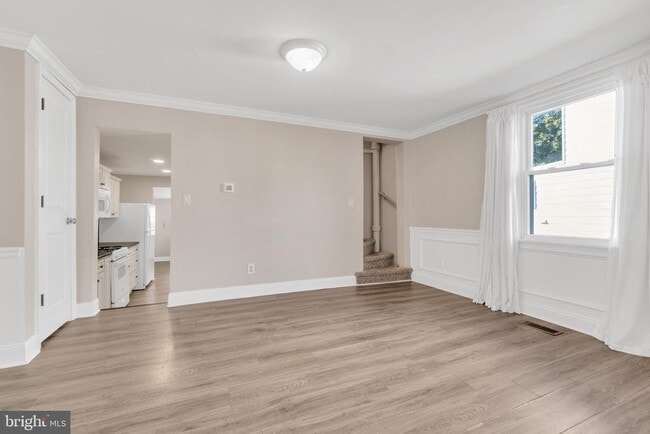 Building Photo - 19 Pleasant St