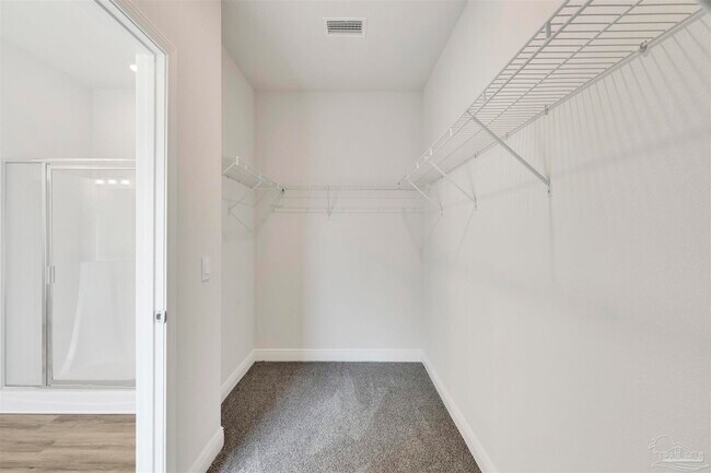 Building Photo - 6482 Cedar Ky Dr