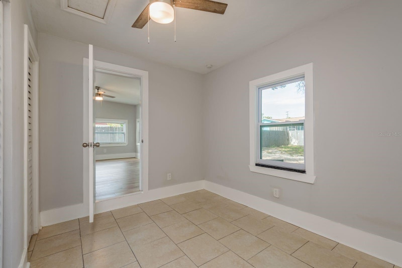 Building Photo - 3037 38th Ave N