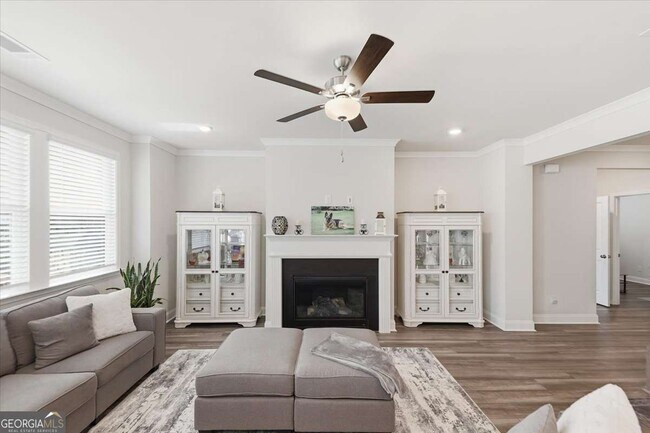 Building Photo - 3939 Alderstone Dr