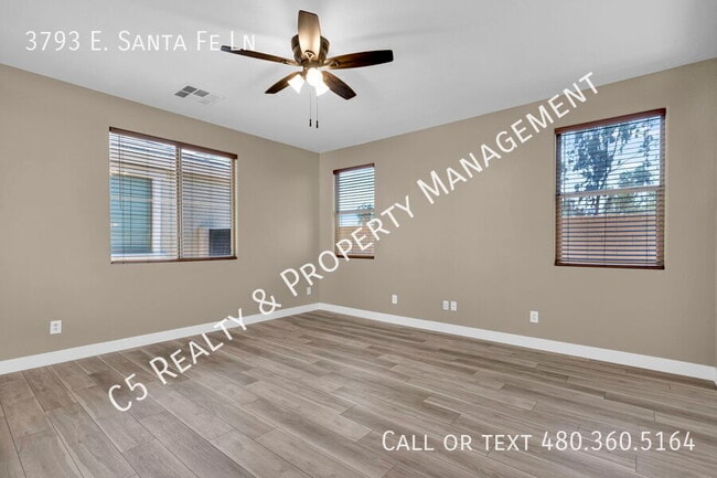 Building Photo - 3793 E Santa Fe Ln