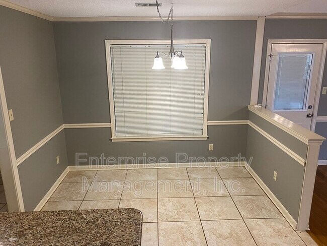 Building Photo - 3840 Charbon Ln