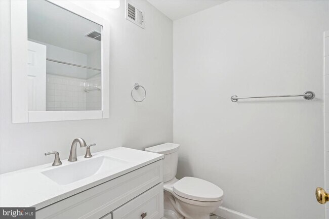 Building Photo - 20238 Portsmouth Blvd