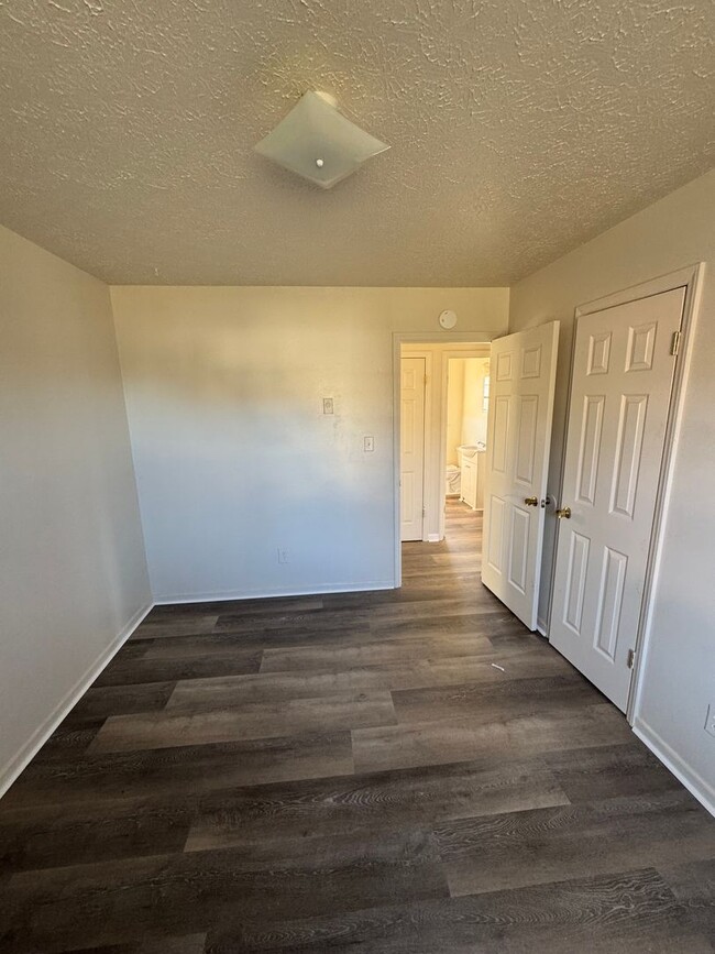 Building Photo - 3/1 in Shelby, NC