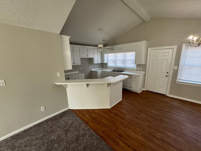 Building Photo - Renovated 3 Bedroom House Near Black Creek...