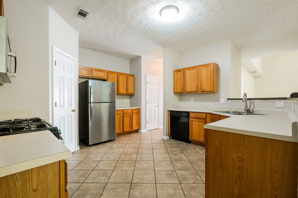 Building Photo - 6739 Island Pointe Dr