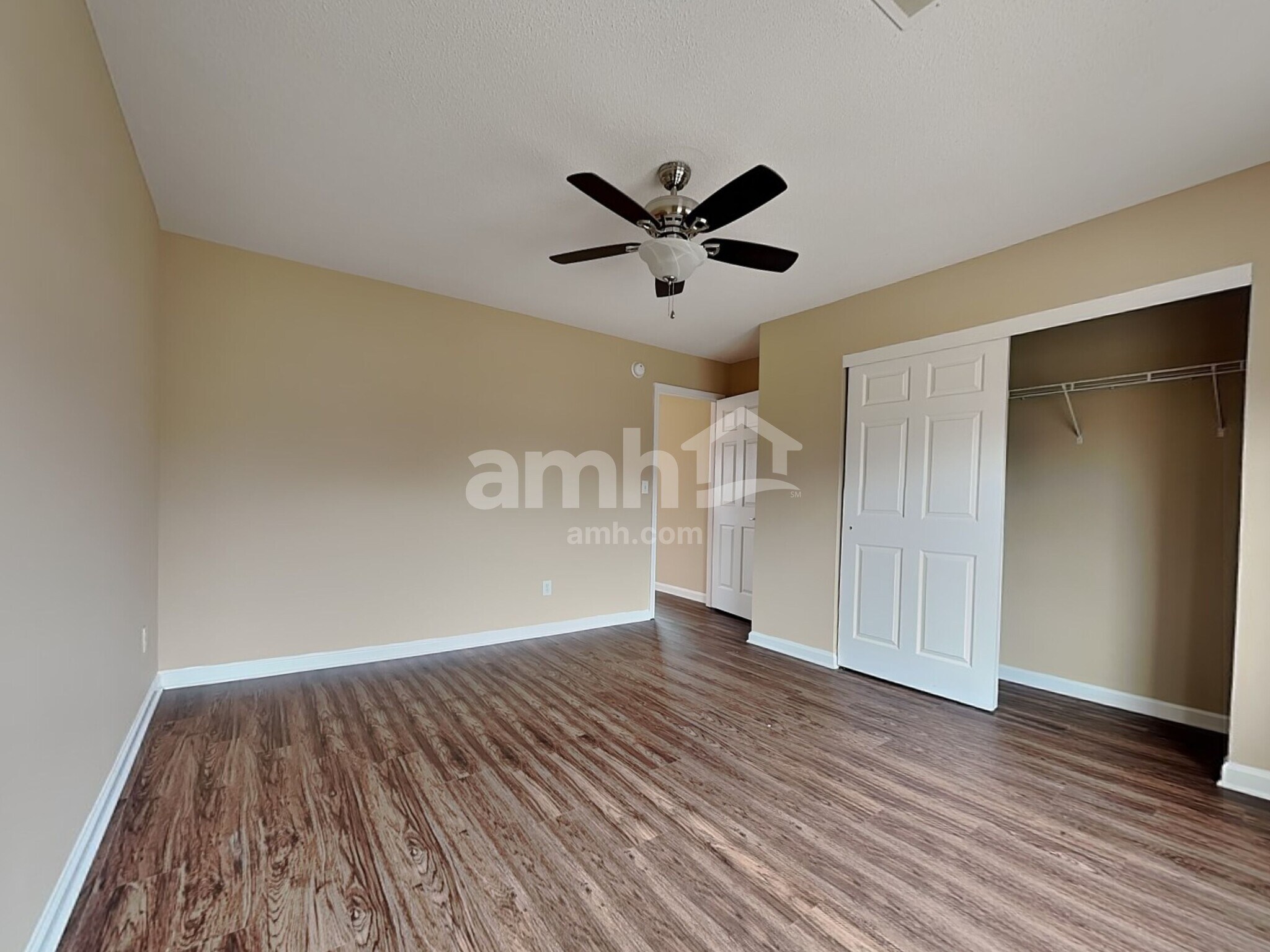 Building Photo - 10098 Chariden Dr