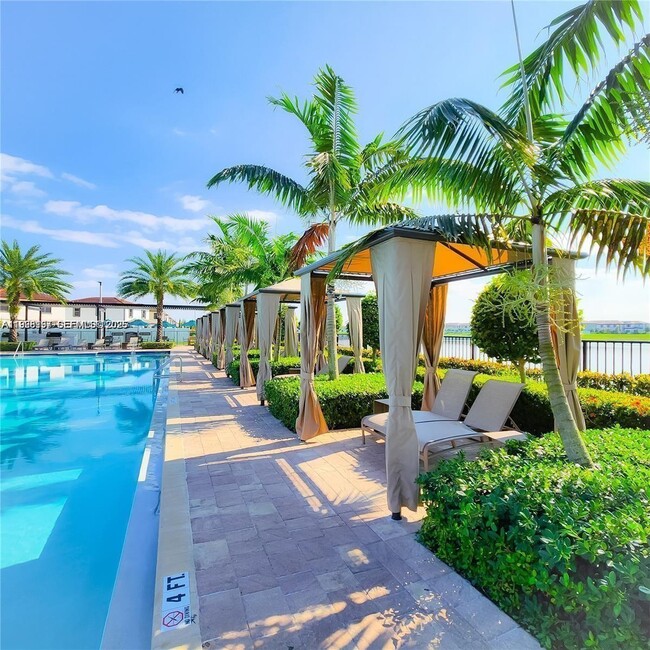 Building Photo - 10323 W 34th Ln