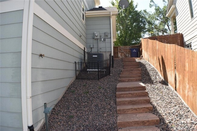 Building Photo - 8305 Cedar Chase Dr