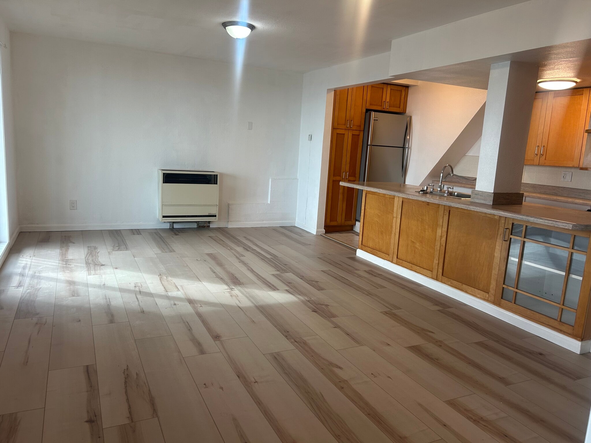 Building Photo - 187 Oakridge Dr