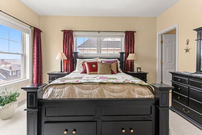 Building Photo - 15 K St