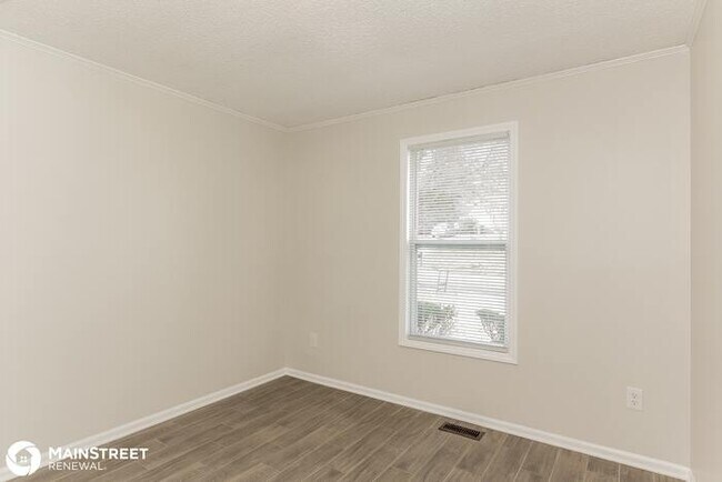 Building Photo - 8222 Strawberry Pt, Charlotte, NC 28215