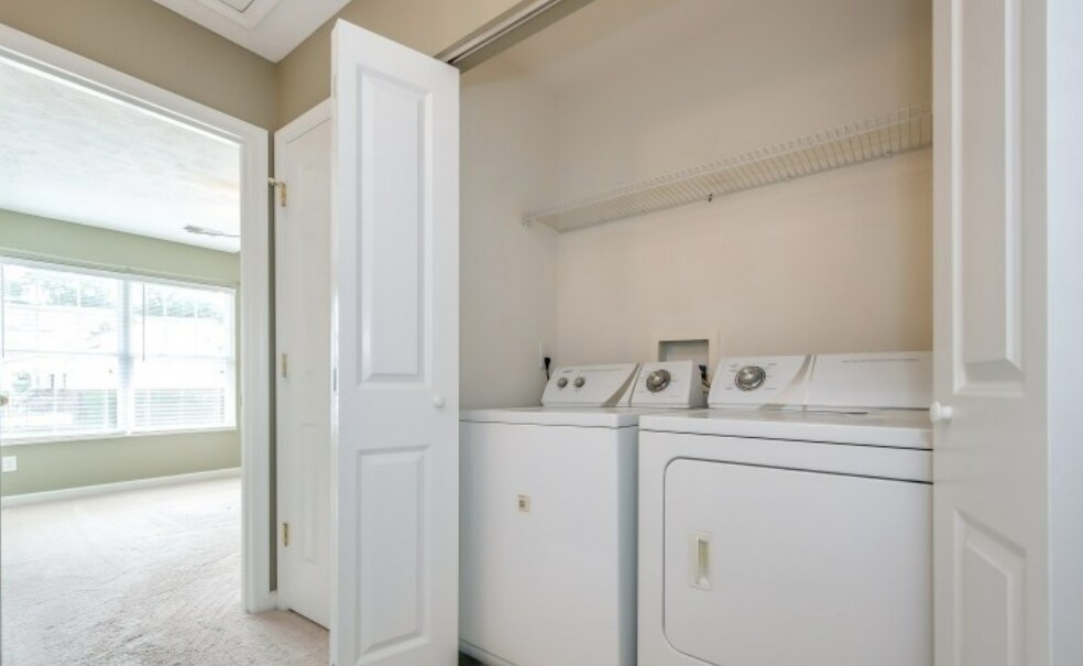 Building Photo - 466 Flintlock Ct