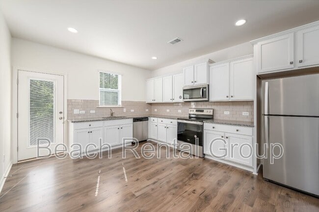 Building Photo - 209 Banbury Ln