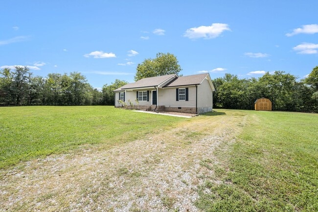 Building Photo - 681 Elbethel Rd
