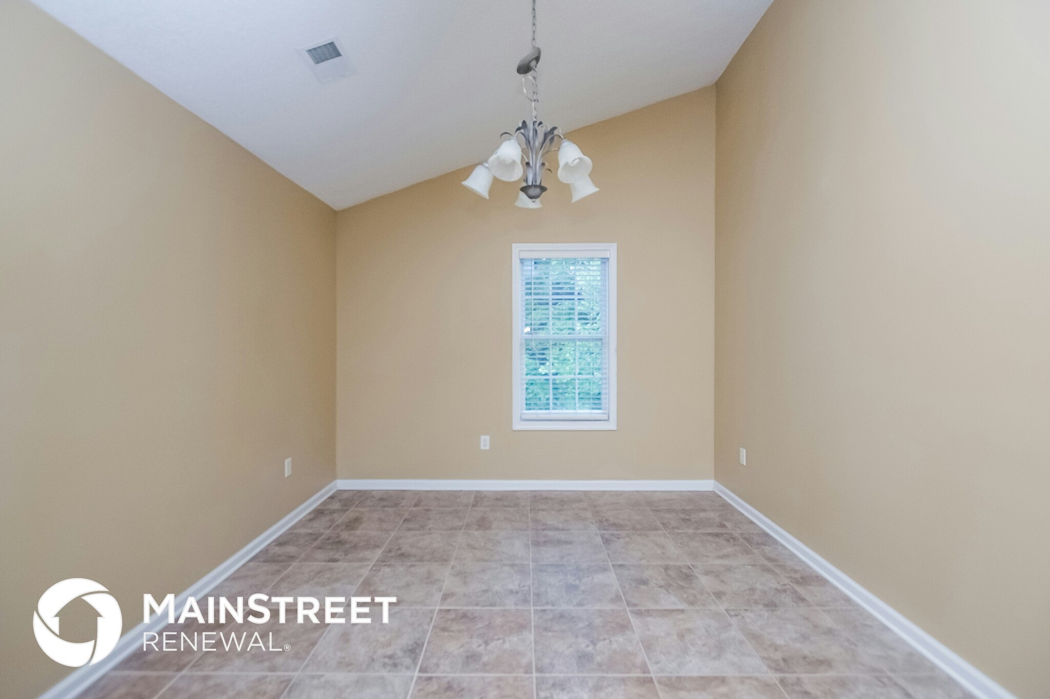 Building Photo - 166 Barrington Dr