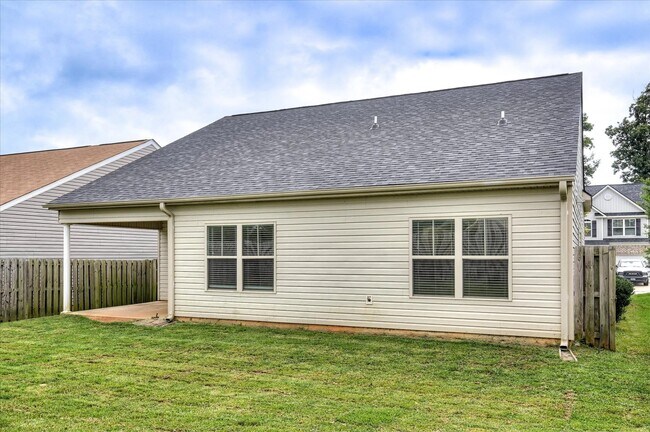 Building Photo - 621 Shipley Ave