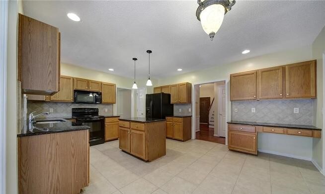 Building Photo - 7742 Fruitwood Ct