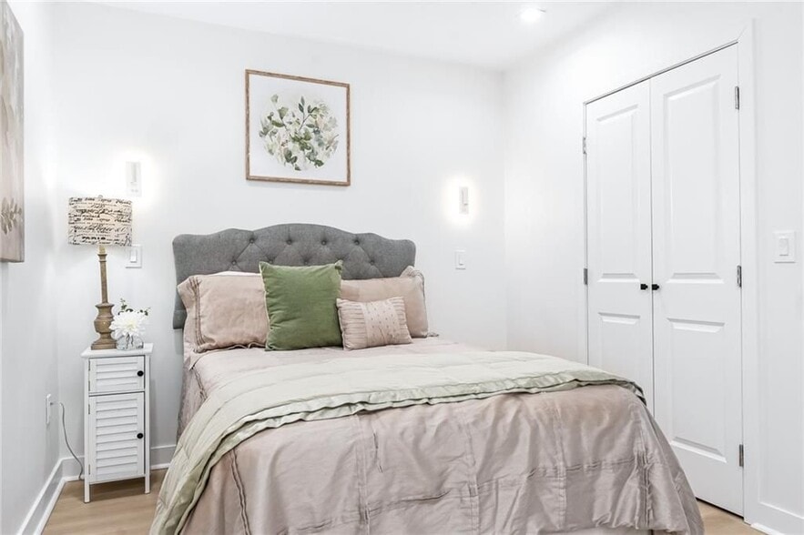 Building Photo - 50 Murray St