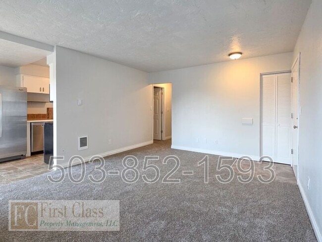 Building Photo - 12345 SW Hall Blvd