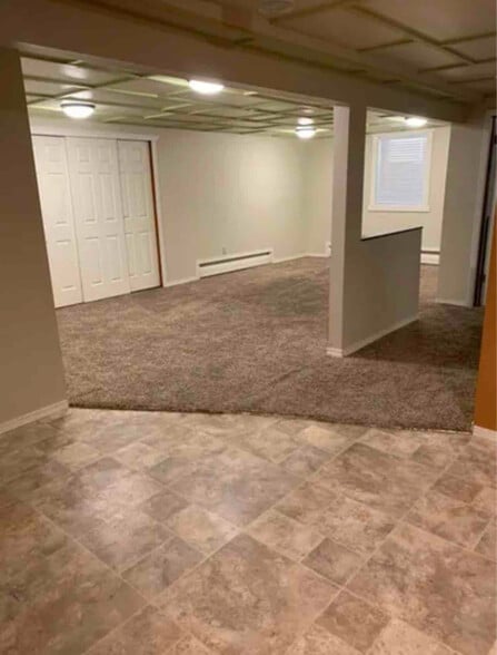 Building Photo - 647 Sacajawea Dr