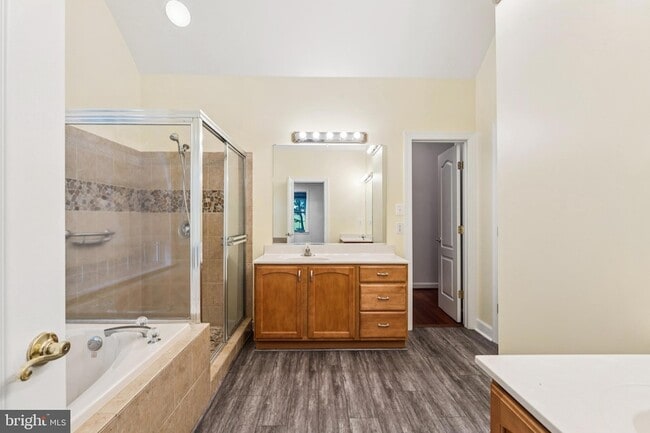 Building Photo - 109 Quail Ct