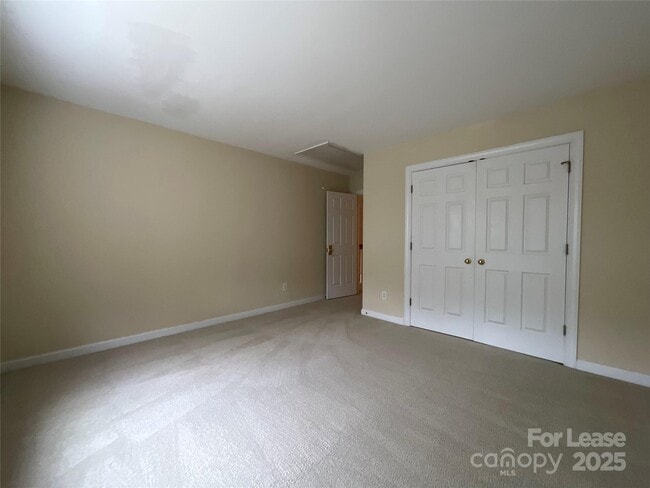 Building Photo - 10411 Rougemont Ln