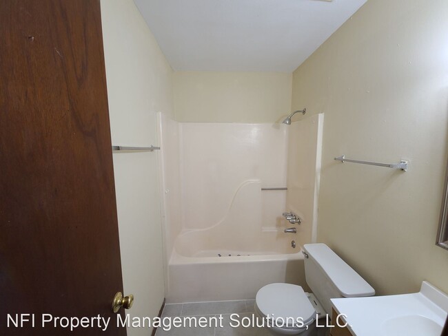 Building Photo - 2 br, 1 bath House - 10848 W Hwy 98